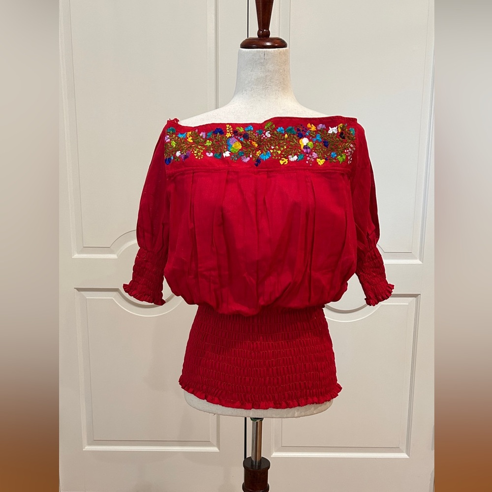 Boho Mexican top With san Antonino Silk Embroidery.
